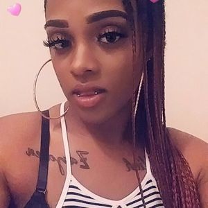 Meet your Posher, Lanae